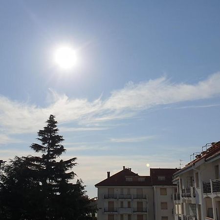 Condominio Ariazzurra S. Bart. San Bartolomeo Al Mare Dış mekan fotoğraf