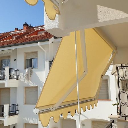 Condominio Ariazzurra S. Bart. San Bartolomeo Al Mare Dış mekan fotoğraf