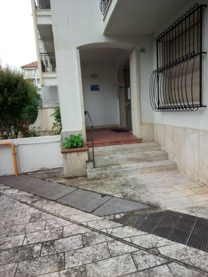Condominio Ariazzurra S. Bart. San Bartolomeo Al Mare Dış mekan fotoğraf