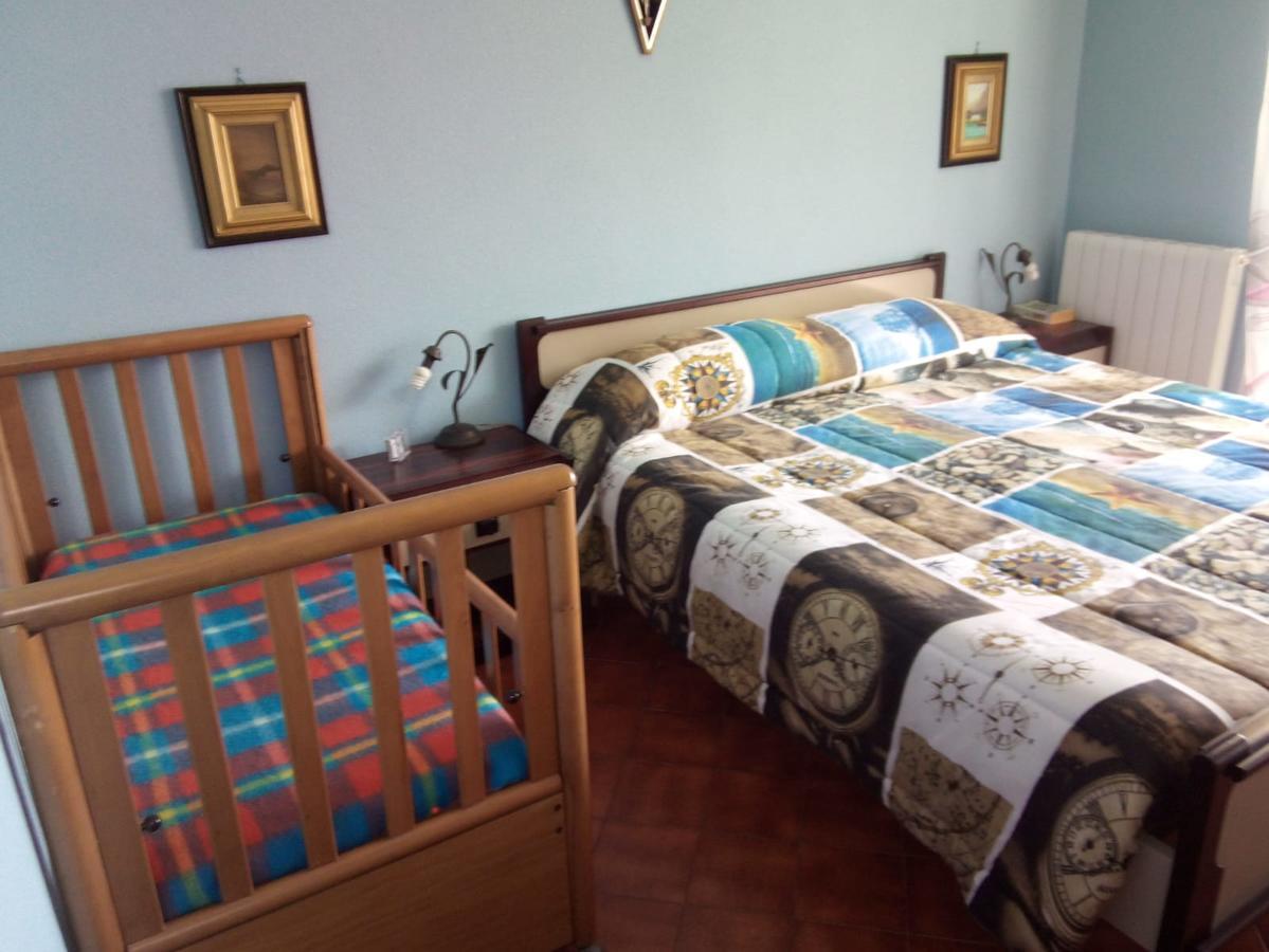 Condominio Ariazzurra S. Bart. San Bartolomeo Al Mare Dış mekan fotoğraf