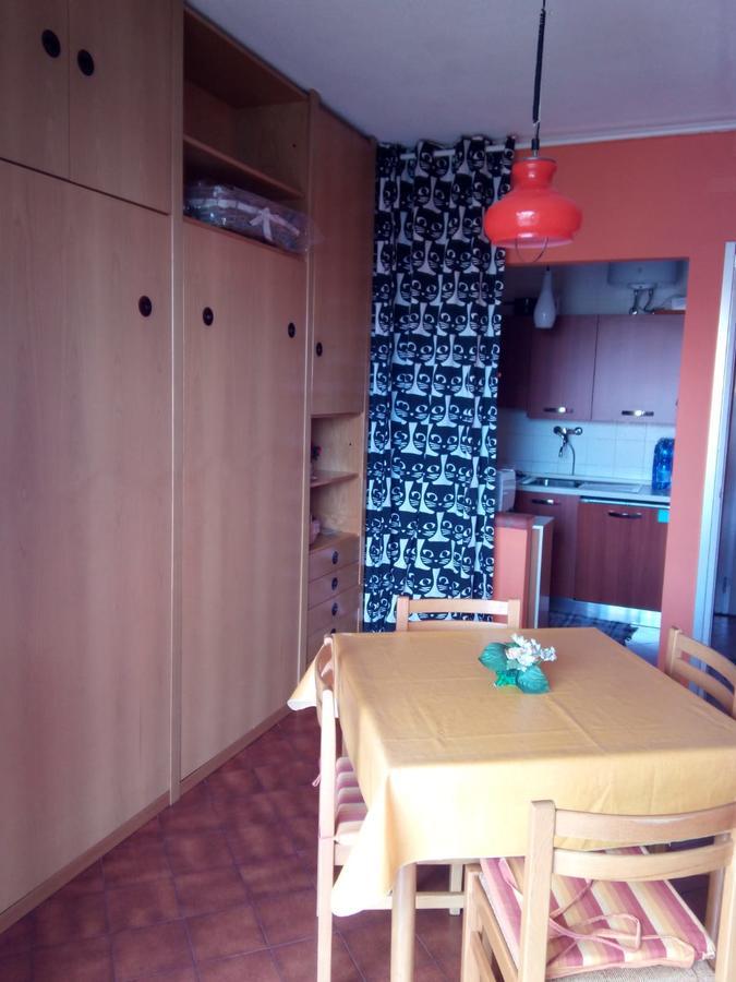 Condominio Ariazzurra S. Bart. San Bartolomeo Al Mare Dış mekan fotoğraf