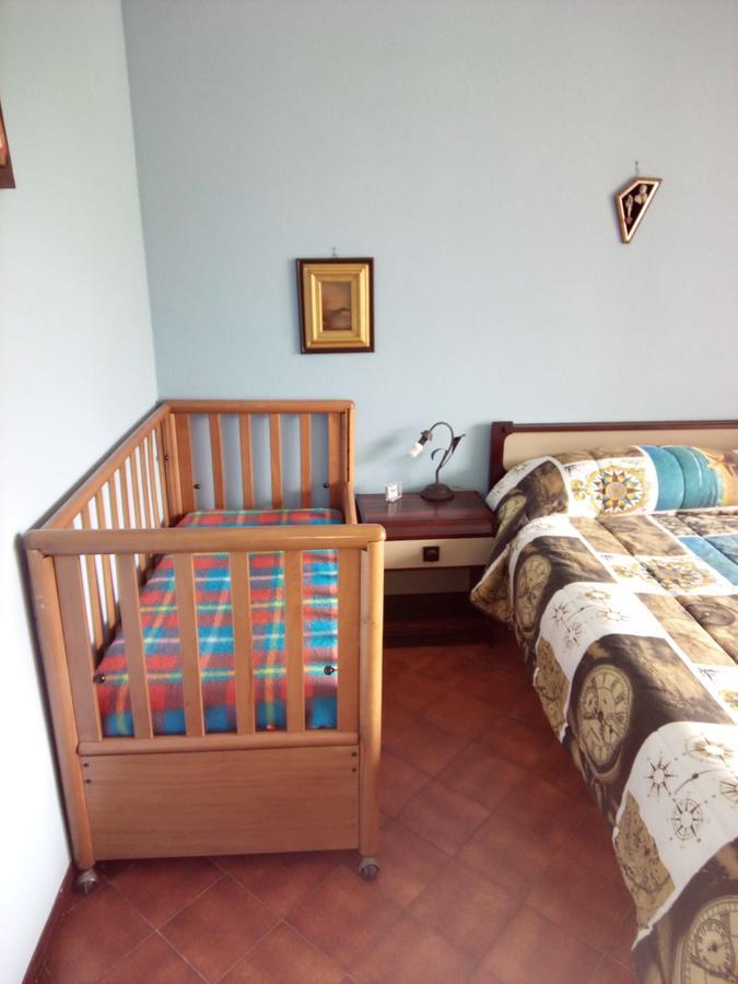 Condominio Ariazzurra S. Bart. San Bartolomeo Al Mare Dış mekan fotoğraf